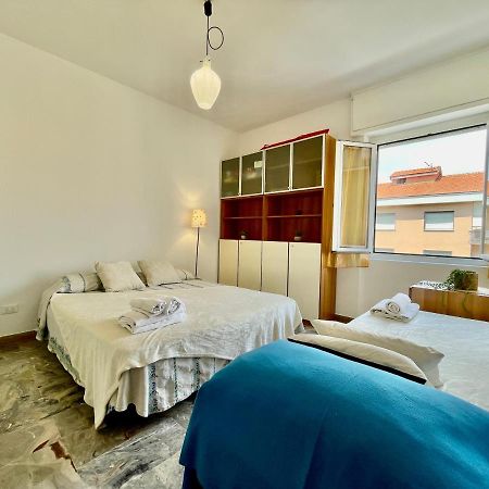 50 Metri Dal Mare Trilocale In Centro Con A/C Loano Exterior foto