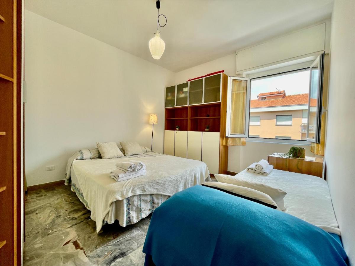 50 Metri Dal Mare Trilocale In Centro Con A/C Loano Exterior foto