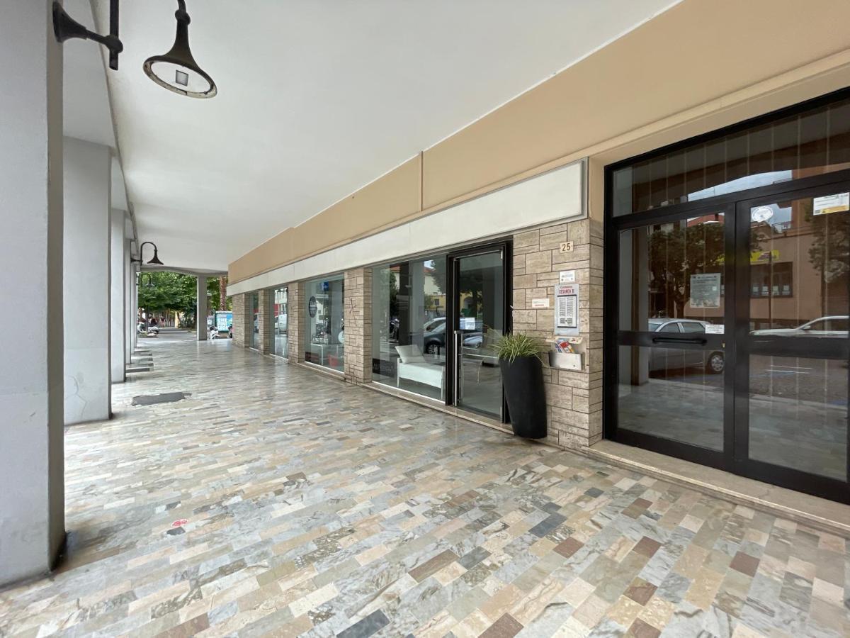 50 Metri Dal Mare Trilocale In Centro Con A/C Loano Exterior foto